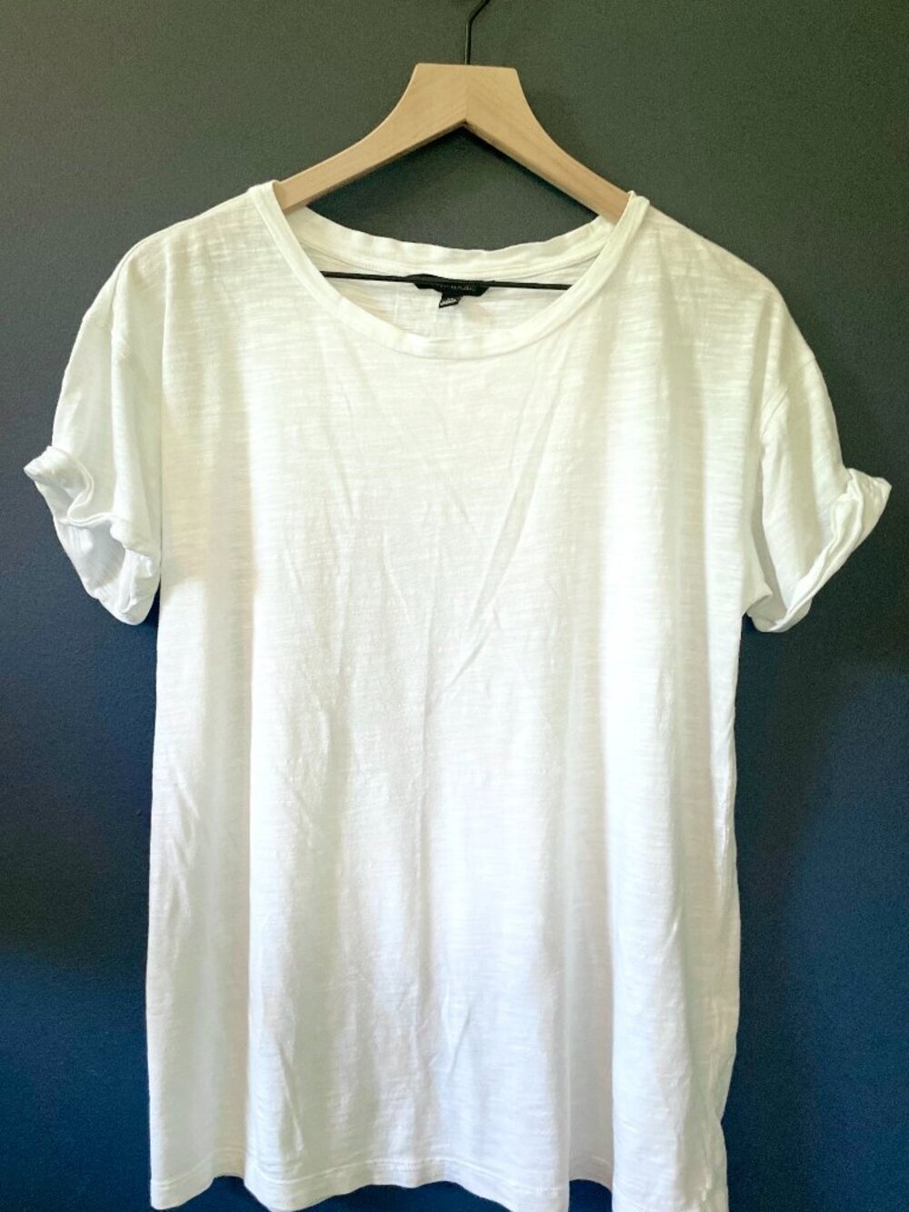 Banana Republic Relaxed Fit White Crewneck Short Sleeve T-Shirt Top, Cuffed